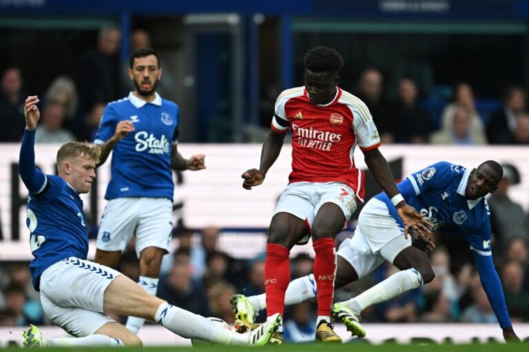 Arsenal Ends Six-Year Wait for Premier League Victory at Everton’s Expense