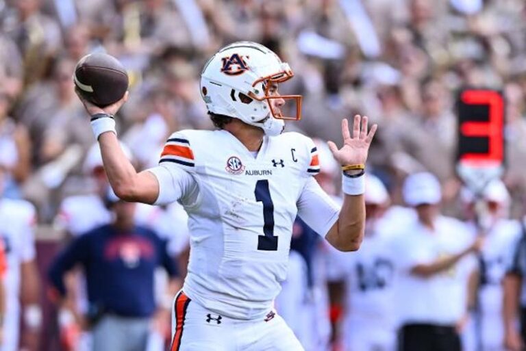 Auburn-Footballs-Quarterback-Dilemma-Can-TJ-Thorne-Secure-His-Spot-infopulselive