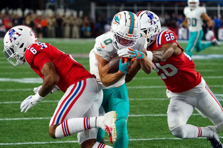 Patriots vs. Dolphins: AFC East Showdown Ends in Thrilling Battle – Match Report