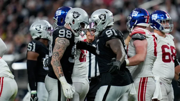 Raiders-Dominate-Giants-with-Stellar-Defense-in-30-6-Victory-infopulselive